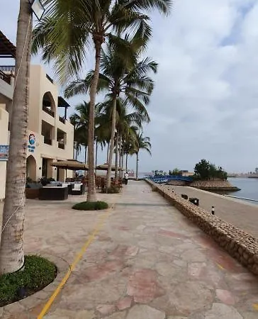 Almuzn Apartment Salalah Exterior photo